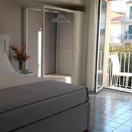 Residenza Corallina โตรเปอา ภายนอก รูปภาพ
