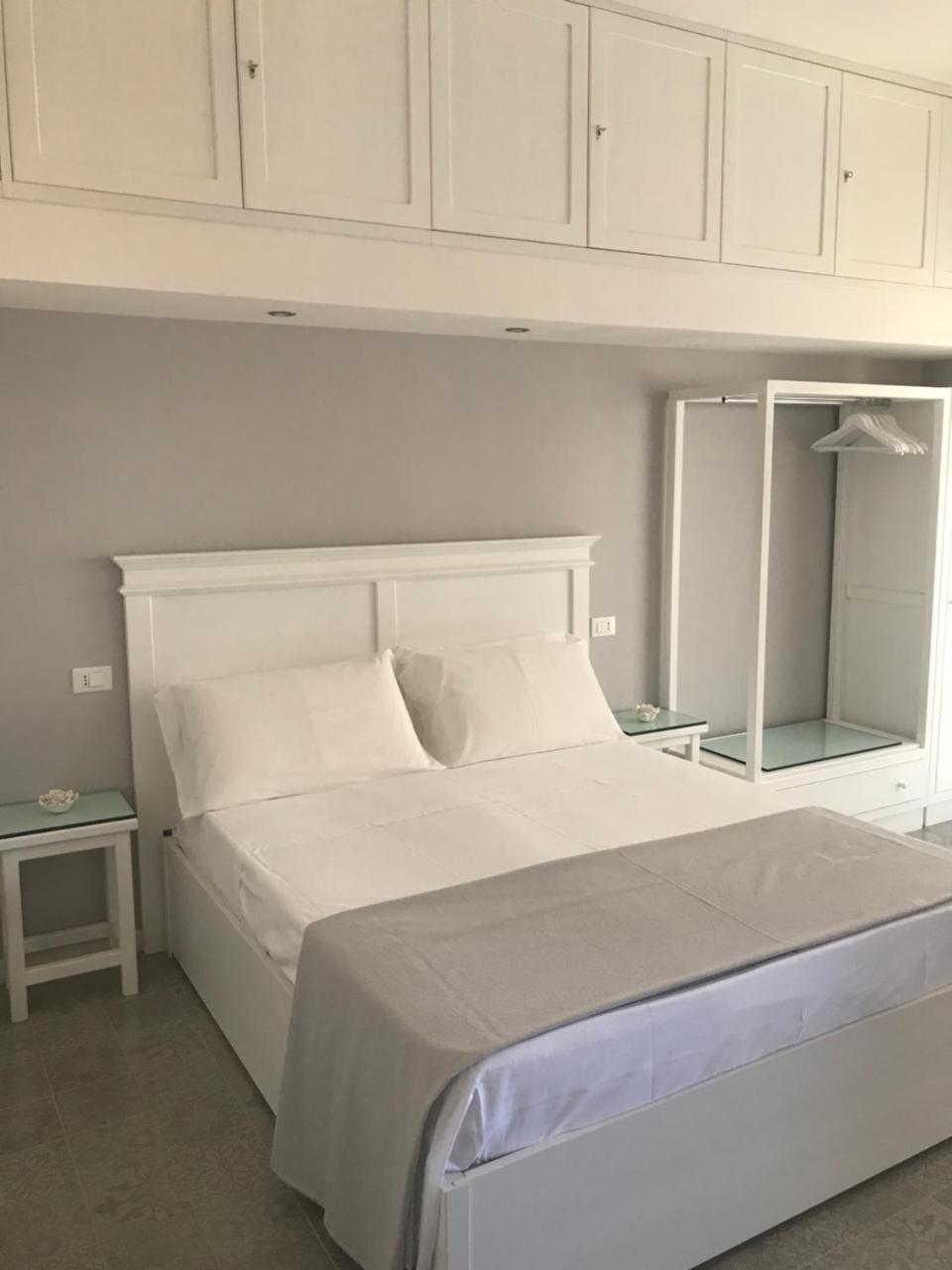 Residenza Corallina โตรเปอา ภายนอก รูปภาพ