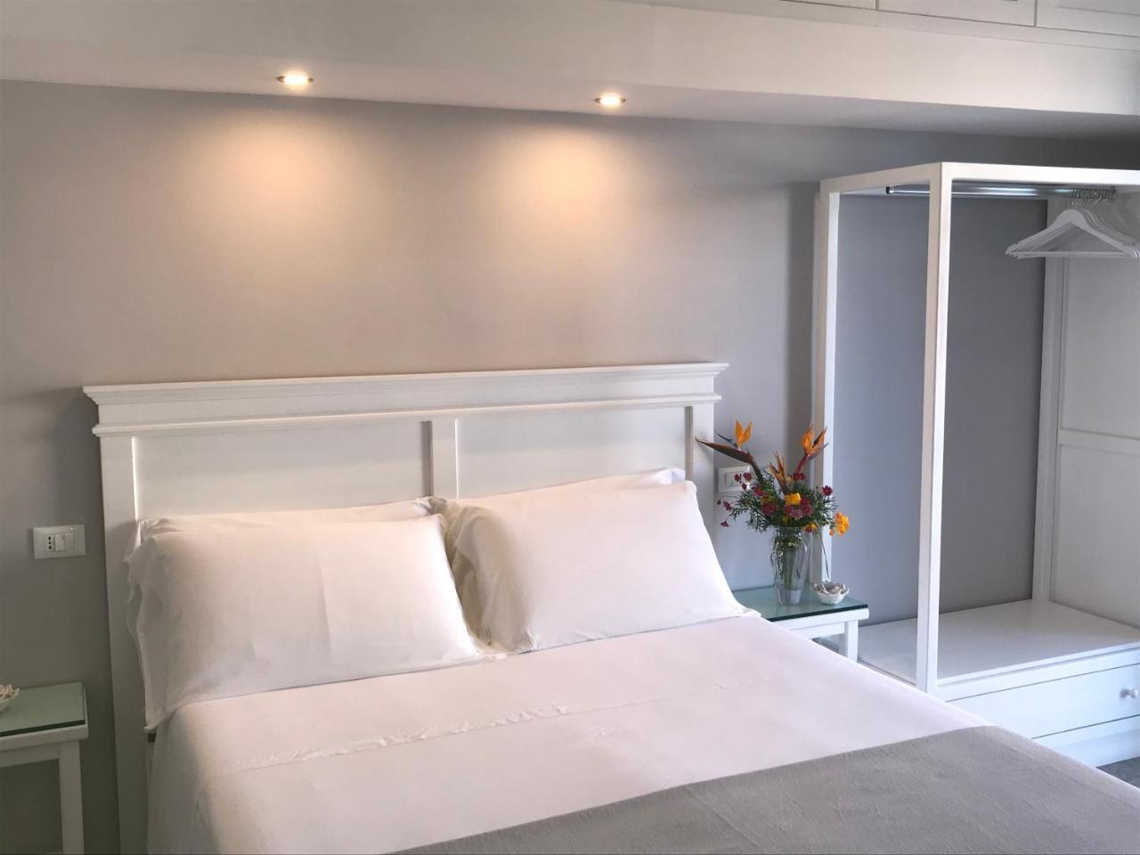 Residenza Corallina โตรเปอา ภายนอก รูปภาพ